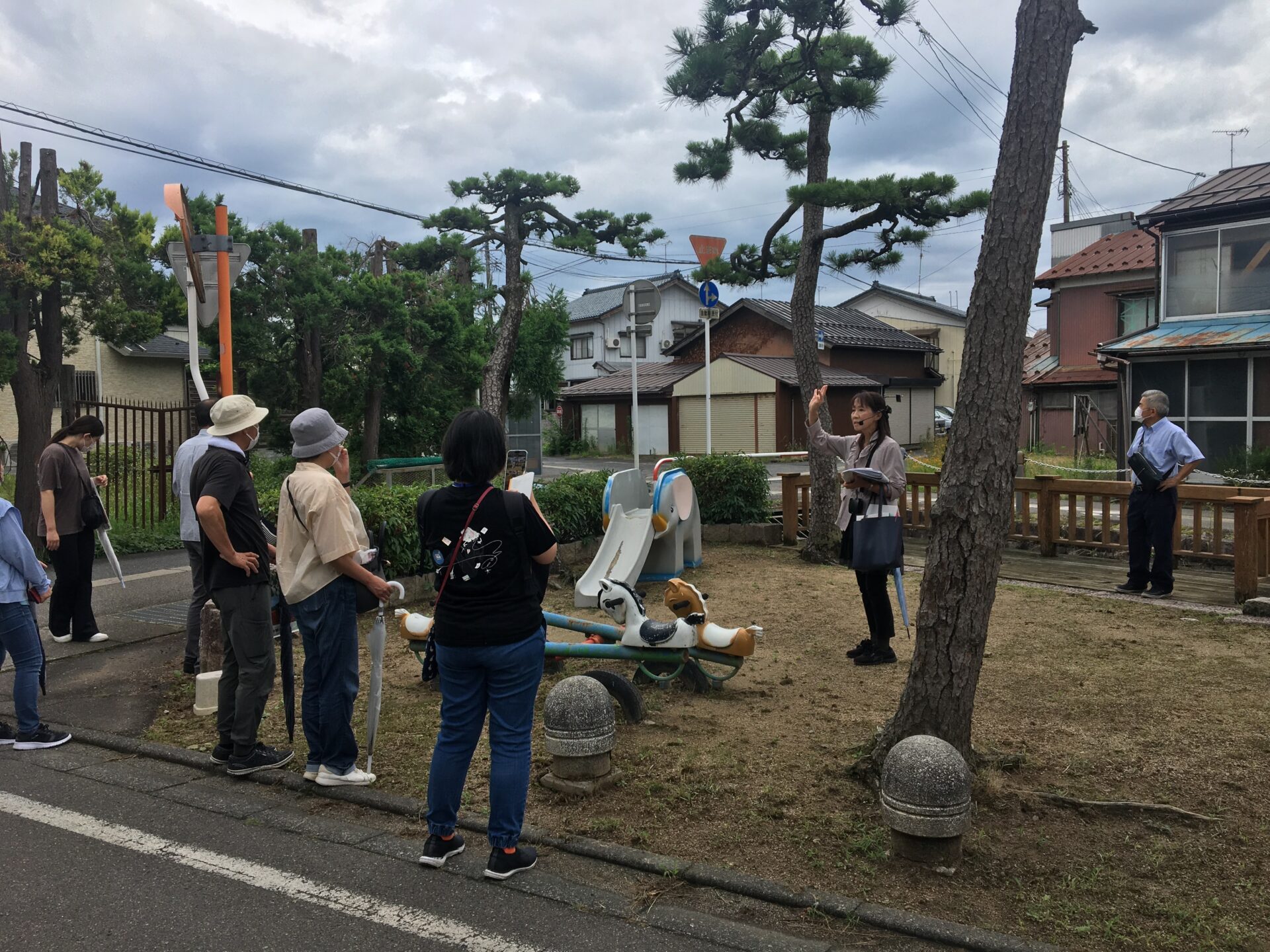 今まで開催したチラシ・ガイドの様子（画像）・アンケート結果103